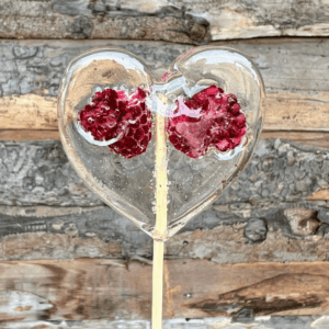 Lizak serce z malinami