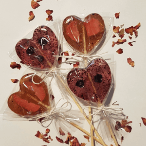 Lizak serce z truskawkami lub porzeczkami